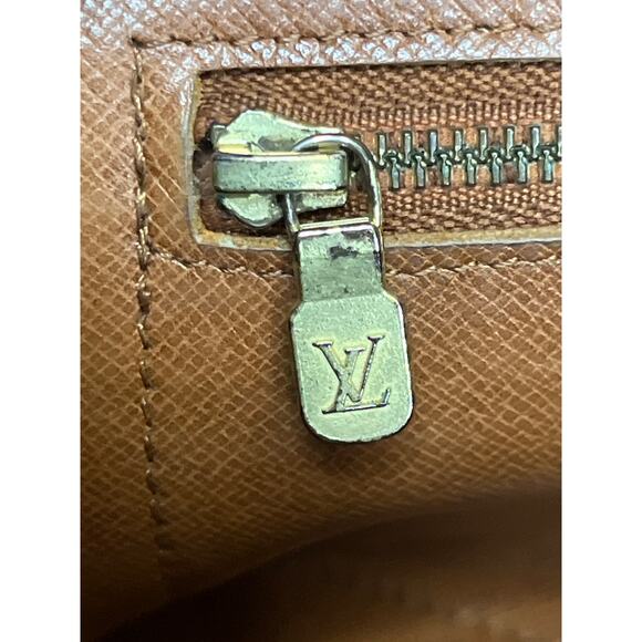 Vintage Louis Vuitton Reporter PM Monogram Shoulder Bag Leather Interior France - Picture 3 of 16